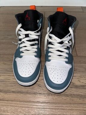 Facetasm x Air Jordan 1 Mid ‘ Fearless
